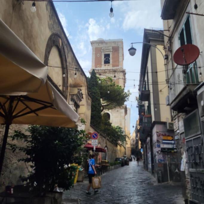 Santa Chiara Attic , 4 Floor No Elevator Appartement