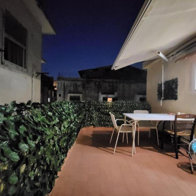 Appartement Santa Chiara Attic , 4 Floor No Elevator Naples